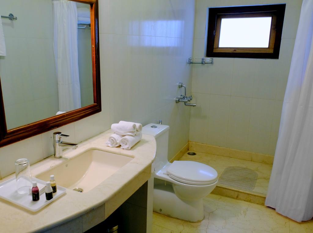 טימפו Hotel Norbuling חדר תמונה