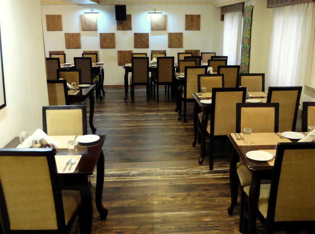 טימפו Hotel Norbuling מראה חיצוני תמונה