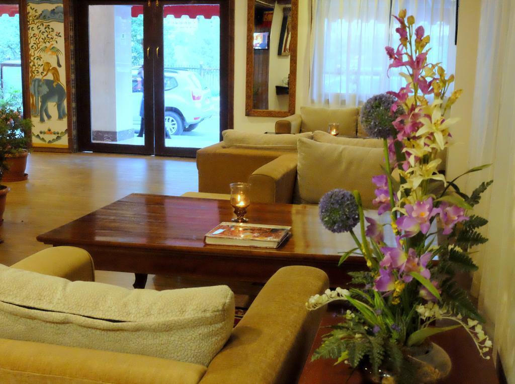 טימפו Hotel Norbuling מראה חיצוני תמונה